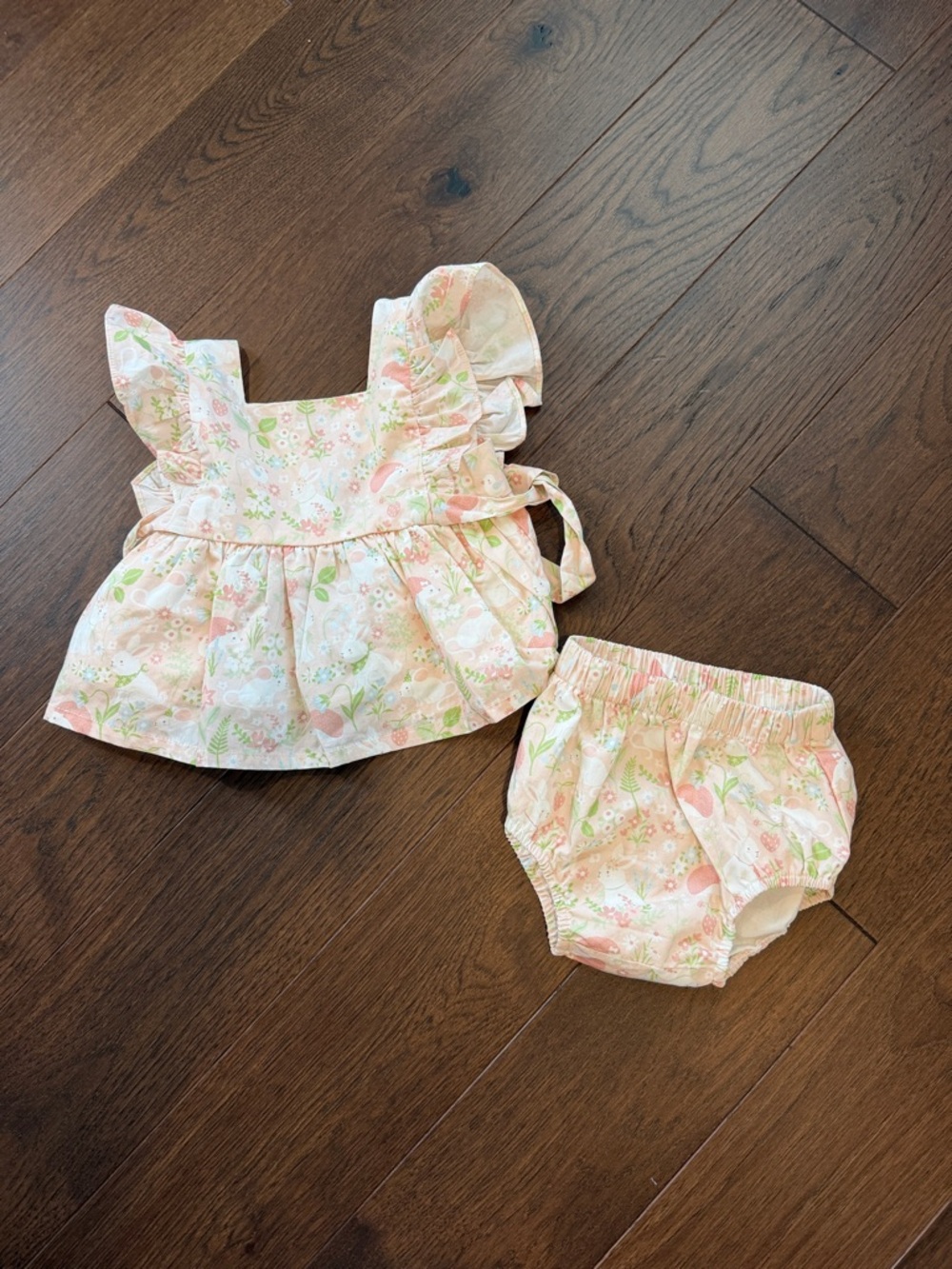 Arabella & Rose Girls Pink Floral Ruffle Top and Bloomers Set Size 0 - C39-006